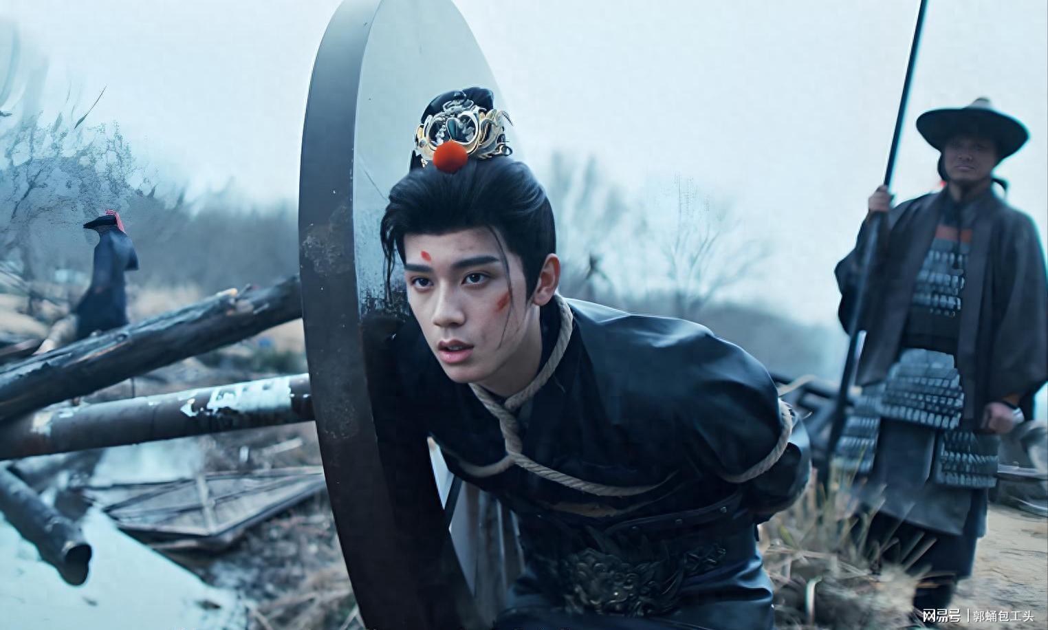 kaiyun-《逐玉》随元青杀疯了!被信任大哥捅刀,才懂他为何割下头给谢征